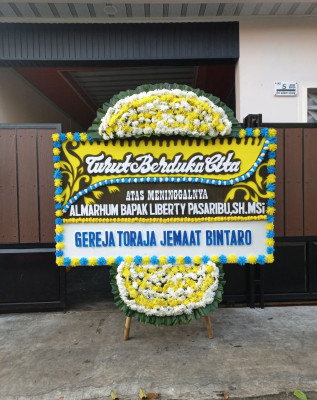 Papan Bunga Duka di Sijenjang